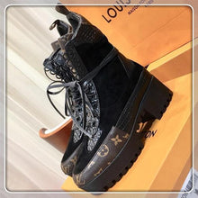 Load image into Gallery viewer, Bottes Laureate mode Plate-forme Boot Chaussures Femmes Mode Classique Vintage Chaussures à lacets Chaussures Femmes Louis vuitton LV 188