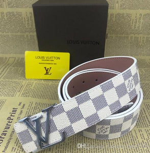 Ceintures Ceinture blanche Nouvelle arrivée aiguille Boucle Hommes Marque Ceinture en cuir pour les hommes Ceintures Homme Concepteurs LV  S2