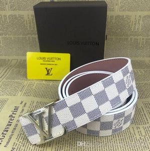 Ceintures Ceinture blanche Nouvelle arrivée aiguille Boucle Hommes Marque Ceinture en cuir pour les hommes Ceintures Homme Concepteurs LV  S2